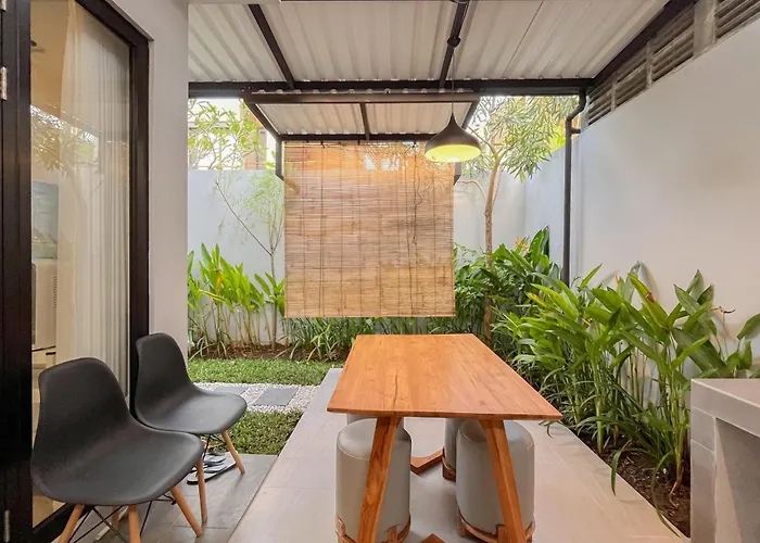 Damara Hijau 2br Kuta Bali Near By Travelio * Jimbaran